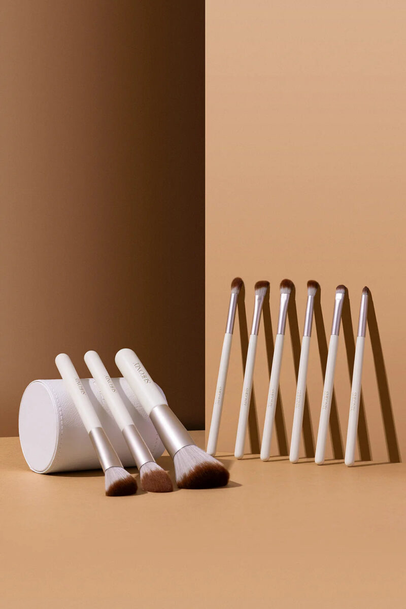 SheOnly 18 Pcs White Professional Makeup Brush Set for Foundation Powder Concealers Eye Shadows Blush – Image 9