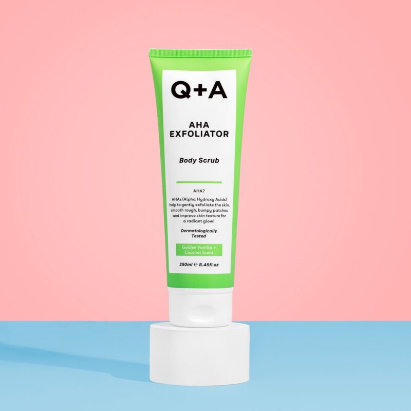 Q+A AHA Exfoliator Body Scrub – Image 3